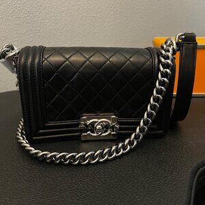 Chanel Boy Bag Black Quilted Leather w/ Rare Stingray Accent | Ruthenium HW | Se